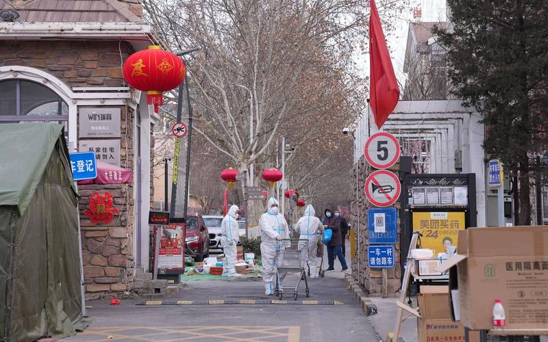 北京大兴24小时疫情防控热线：010-12320及010-12345