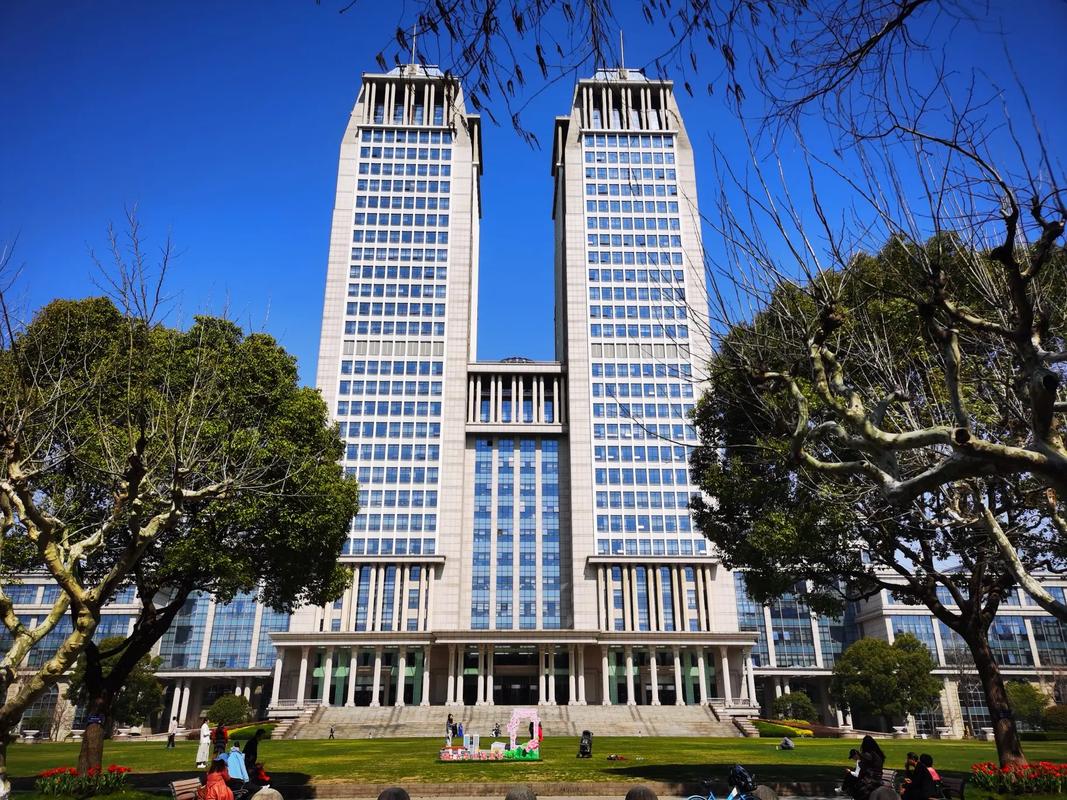 复旦学院出名吗_复旦大学出名_